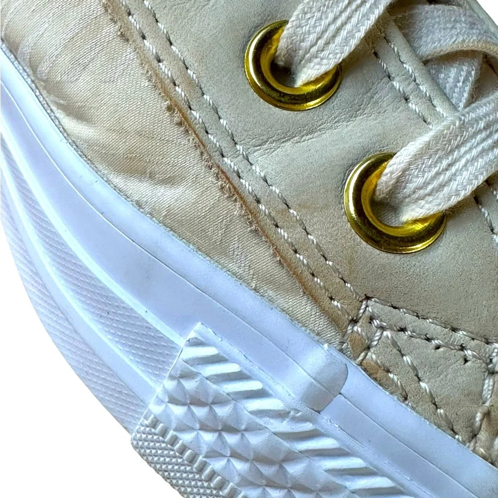Converse Chuck Taylor All Star Summer Palm Low Top Sneakers Sz 8.5 Pale Yellow